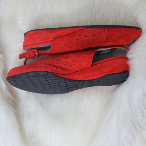 Thierry Rabotin  Madock Low Wedge Red Sling Backe sandals  Italy  size 40/9.5 - Picture 2 of 9